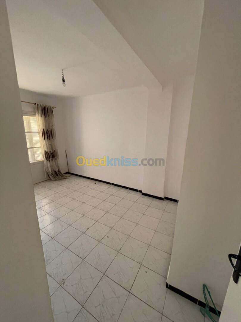 Vente Appartement F4 Mostaganem Mostaganem