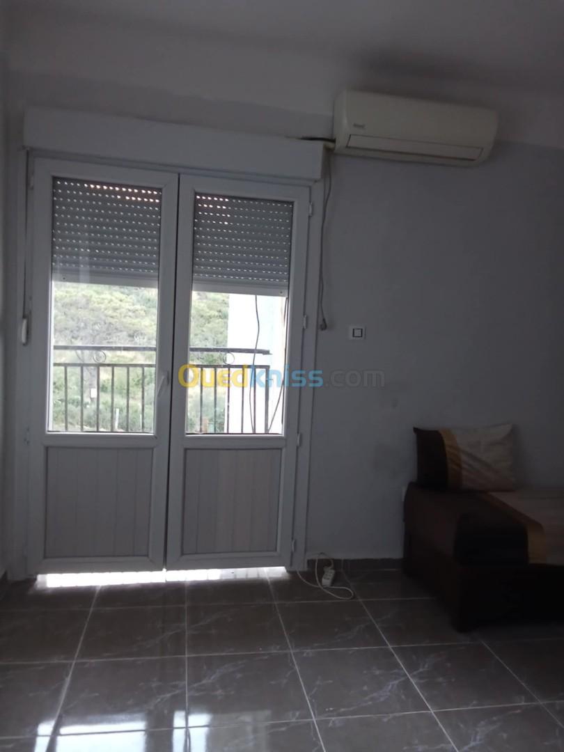 Location vacances Appartement F3 Jijel Jijel