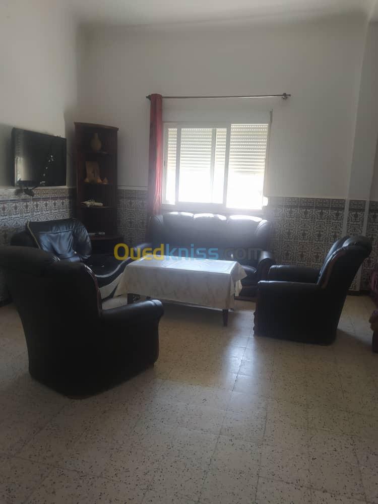 Location vacances Niveau De Villa F3 Oran Bousfer