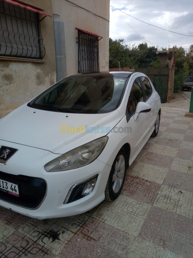 Peugeot 308 2013 