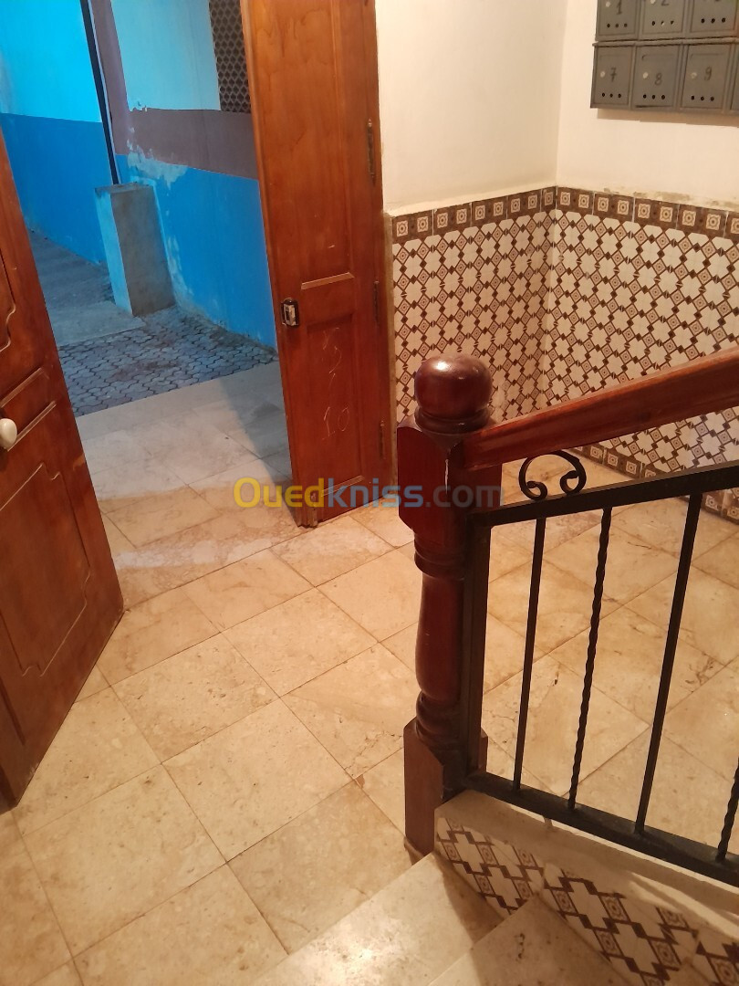 Vente Appartement F4 Alger Bordj el bahri