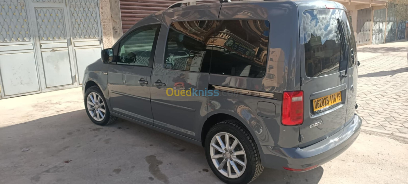 Volkswagen Caddy 2016 Bleu motion