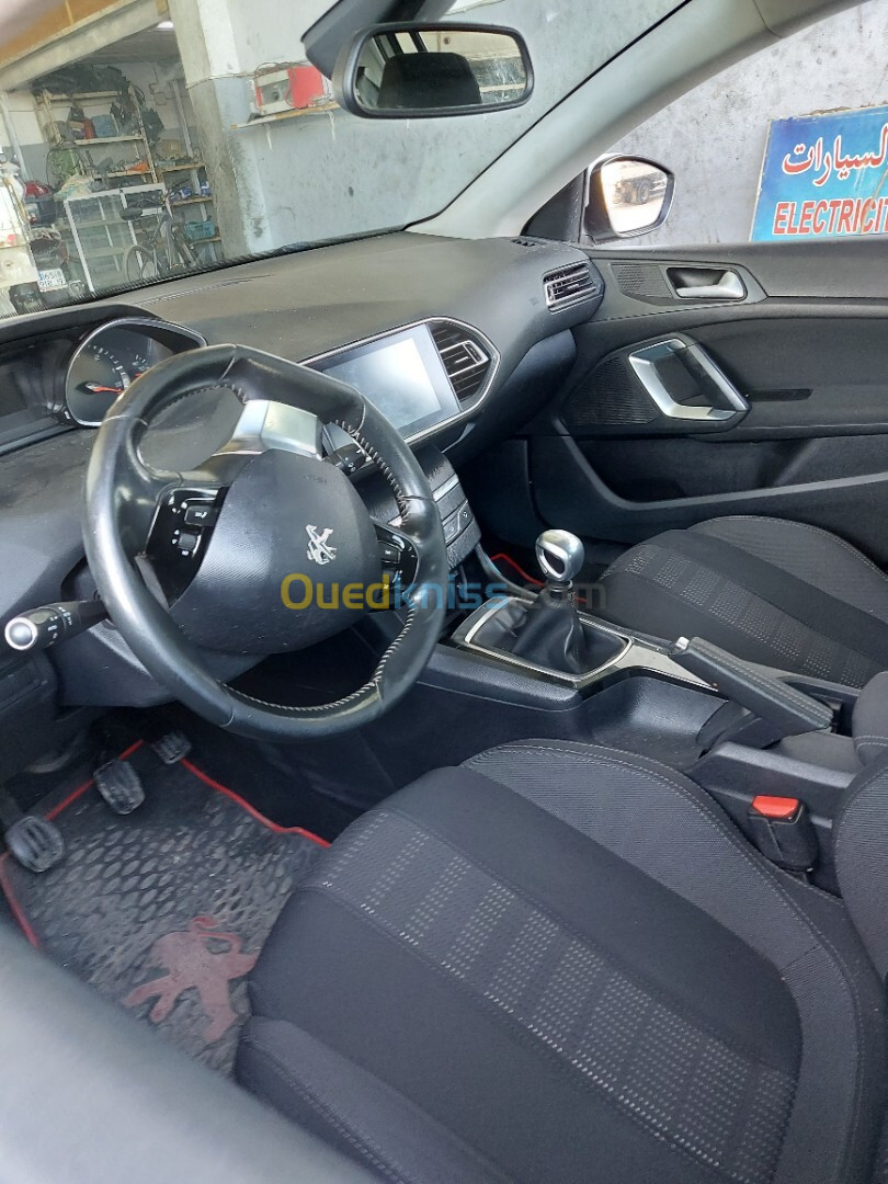 Peugeot 308 2015 Active