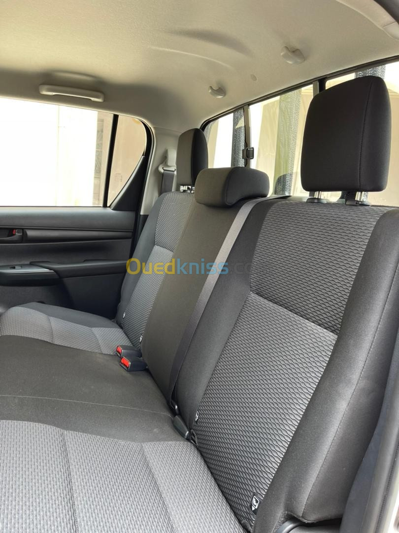 Toyota Hilux 2023 Hilux double cabin