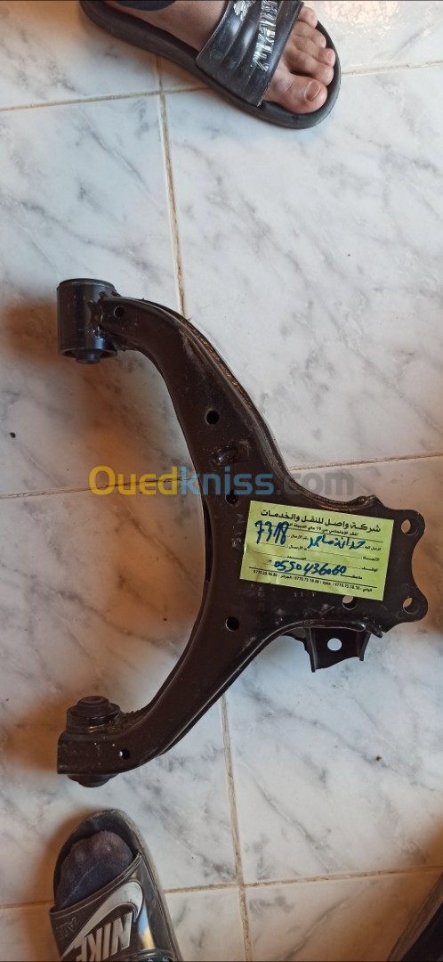 ترينقل نيسان ايرفان جدد دوبل في Nissan urvan  Link complete front suspension 54500-vz90