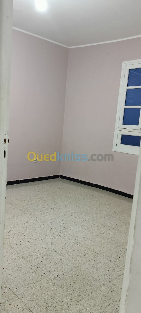 Location Appartement F3 Alger Saoula