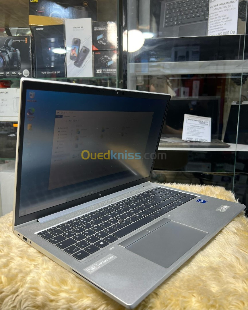 HP Elitebook 850 G8 i7 11 Gen 32 Gb 1000Gb ssd ecran 15 Pouce FHD etat 10/10