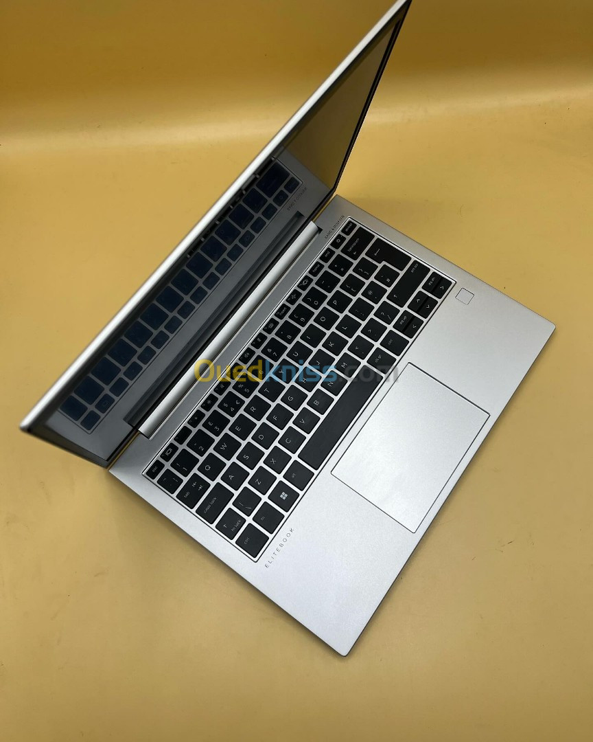 HP EliteBook 835 G9 Ryzen 5 6600U 16G 256 SSD Ecran 13 Pouce FHD