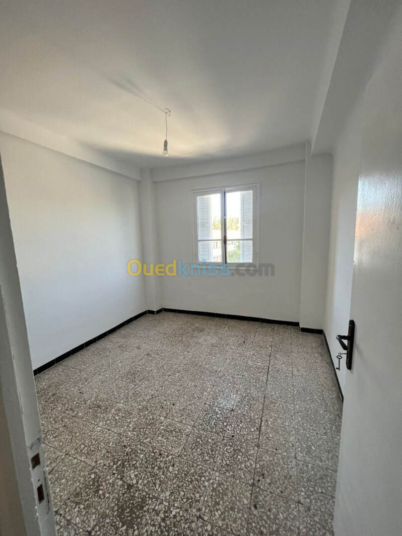 Vente Appartement F3 Tizi Ouzou Ouaguenoun