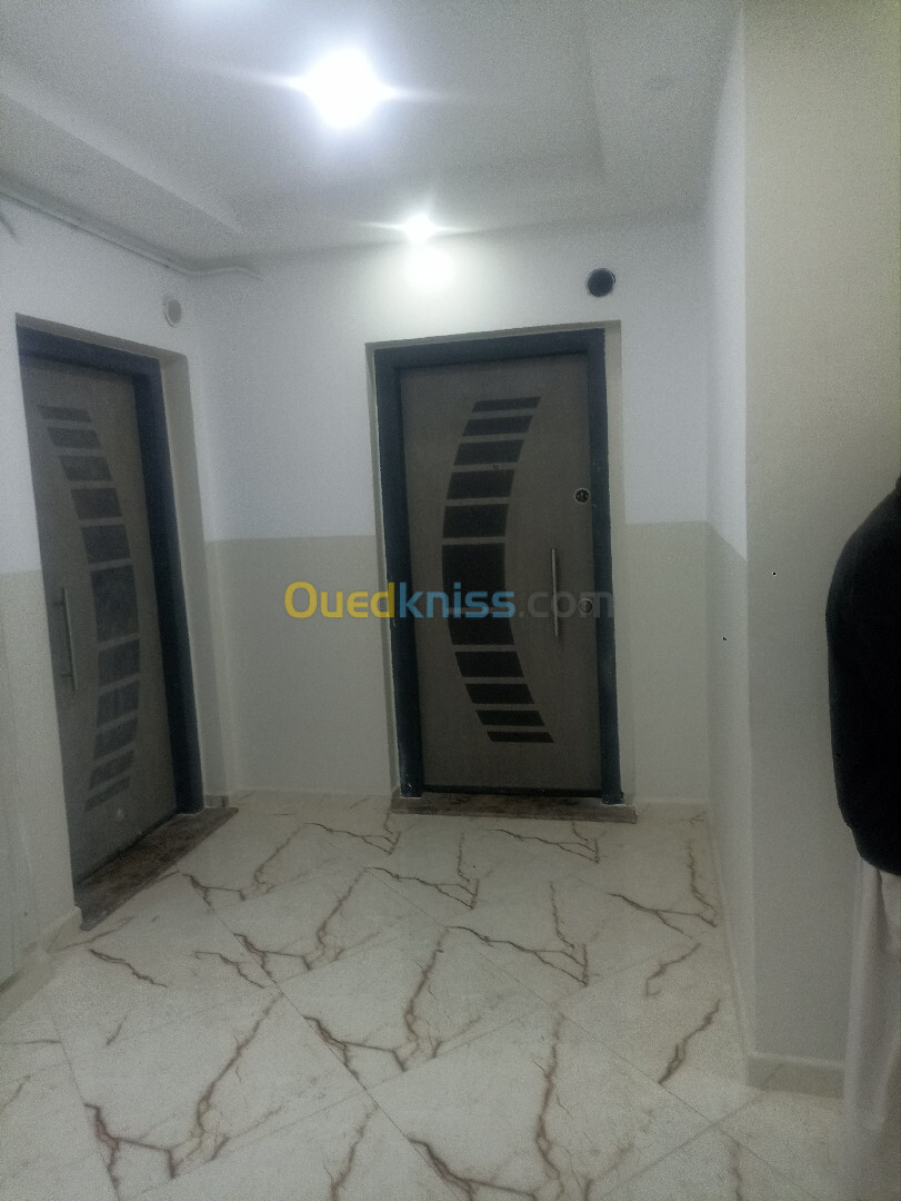 Vente Appartement F4 Alger Bordj el bahri