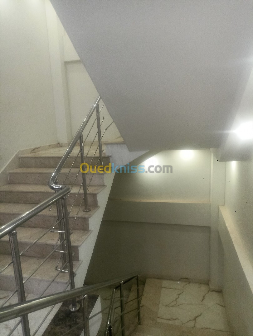 Vente Appartement F4 Alger Bordj el bahri