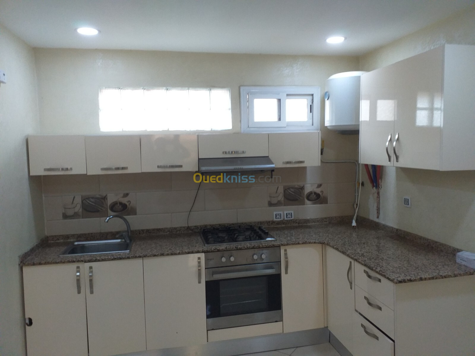 Location Appartement F2.3 Alger Hraoua