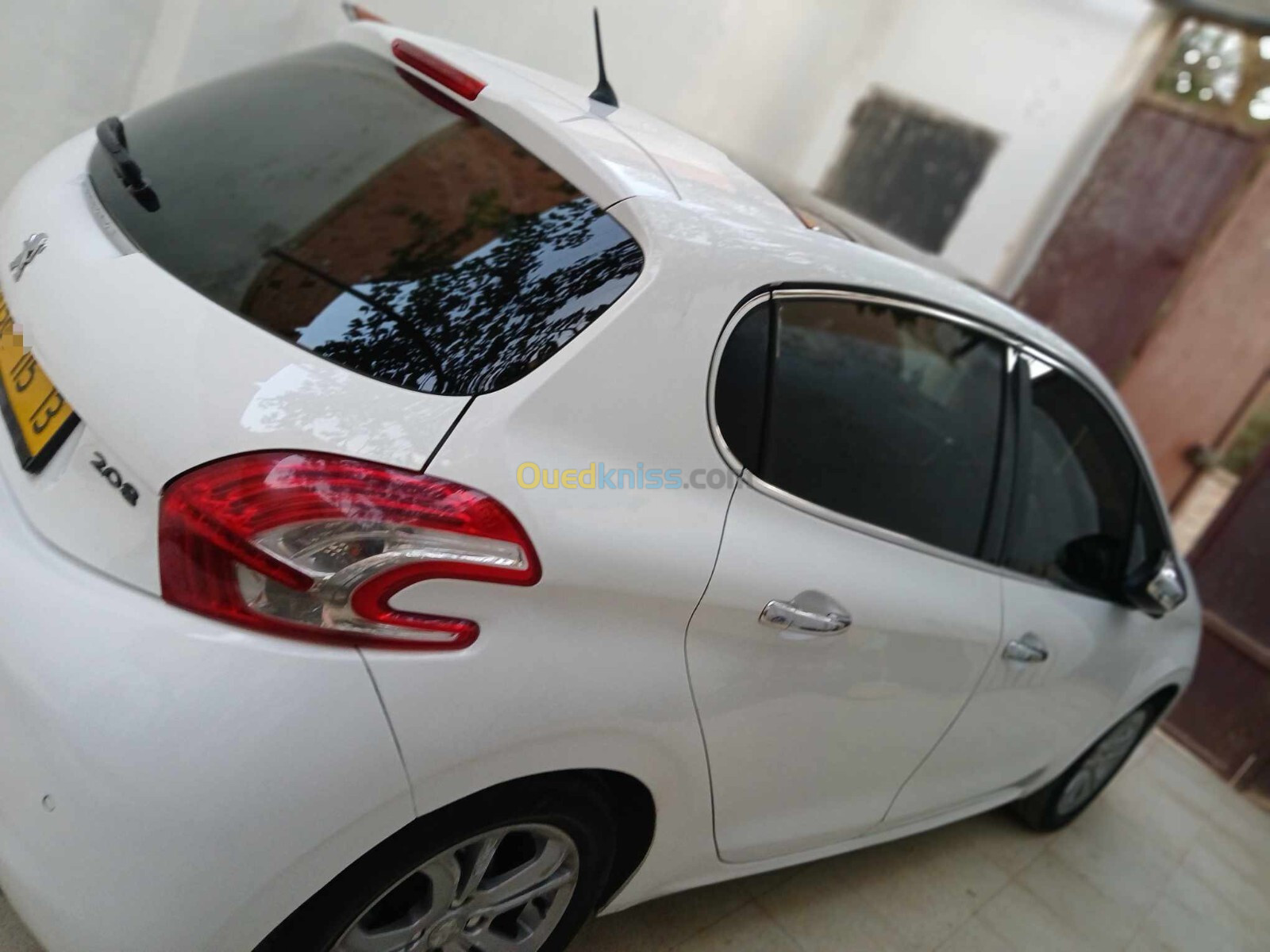 Peugeot 208 2015 Allure