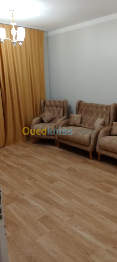 Location vacances Appartement F4 Skikda Filfla