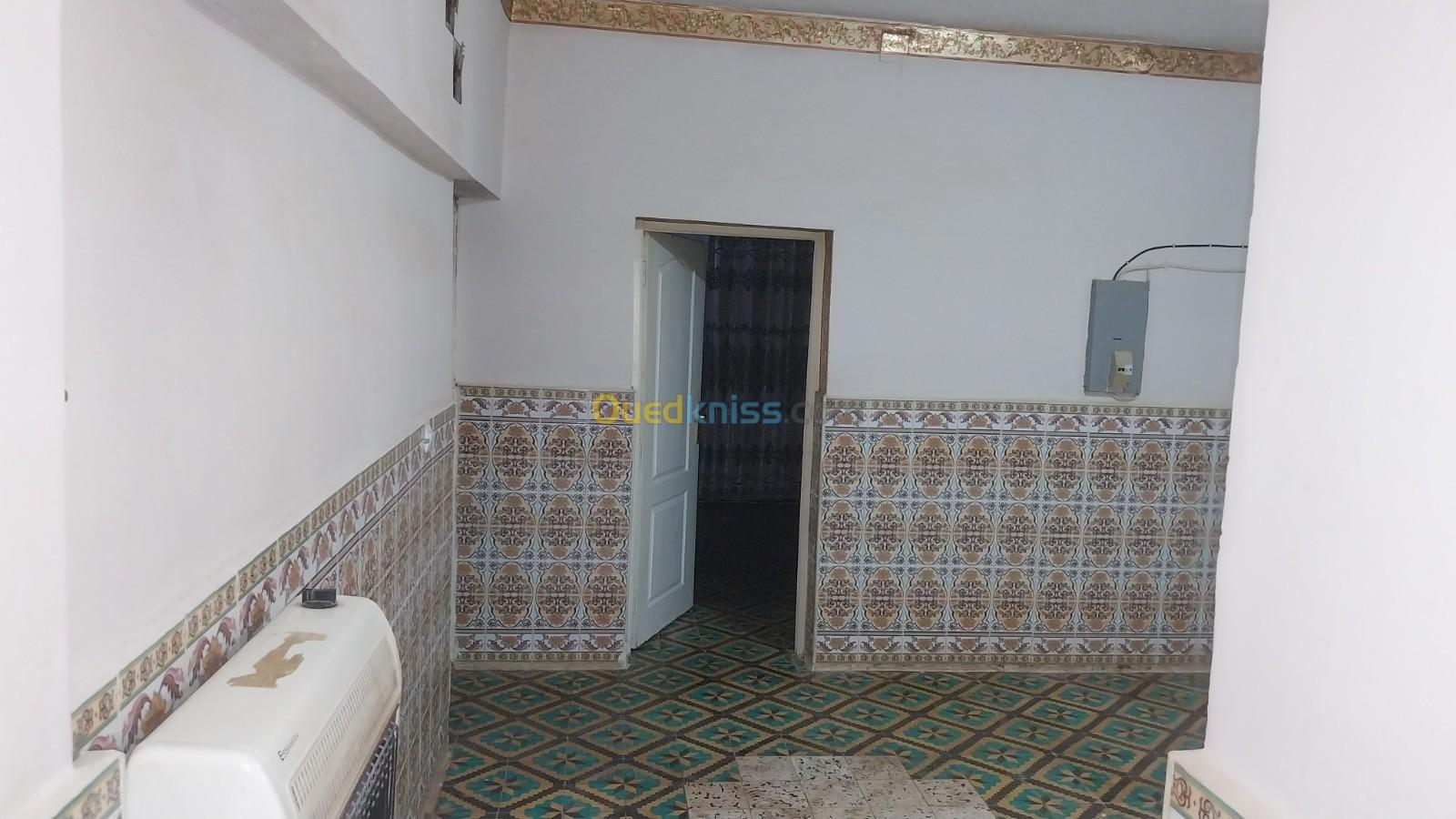 Vente Niveau De Villa F5 Relizane Sidi mhamed ben ali