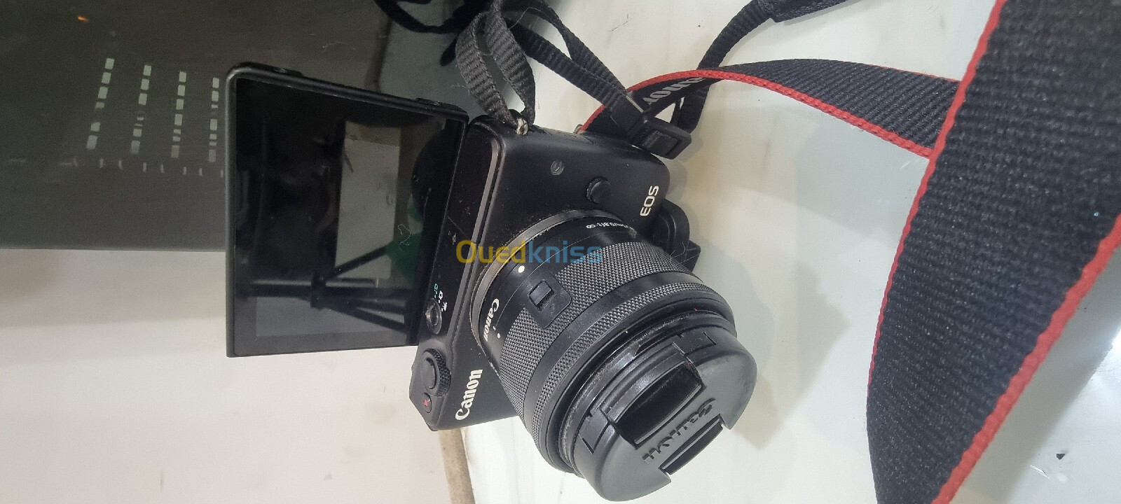 Camera Canon Eos M10 + support 