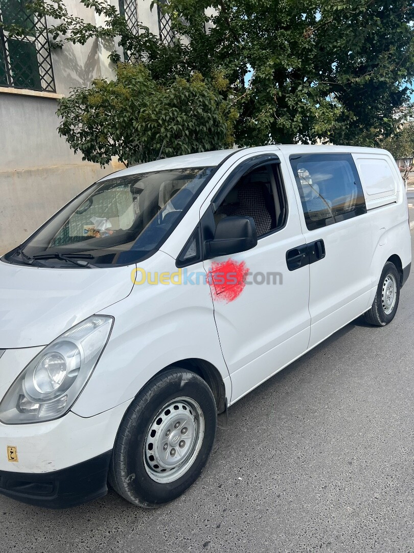 Hyundai H1 2013 Vitré 6 places