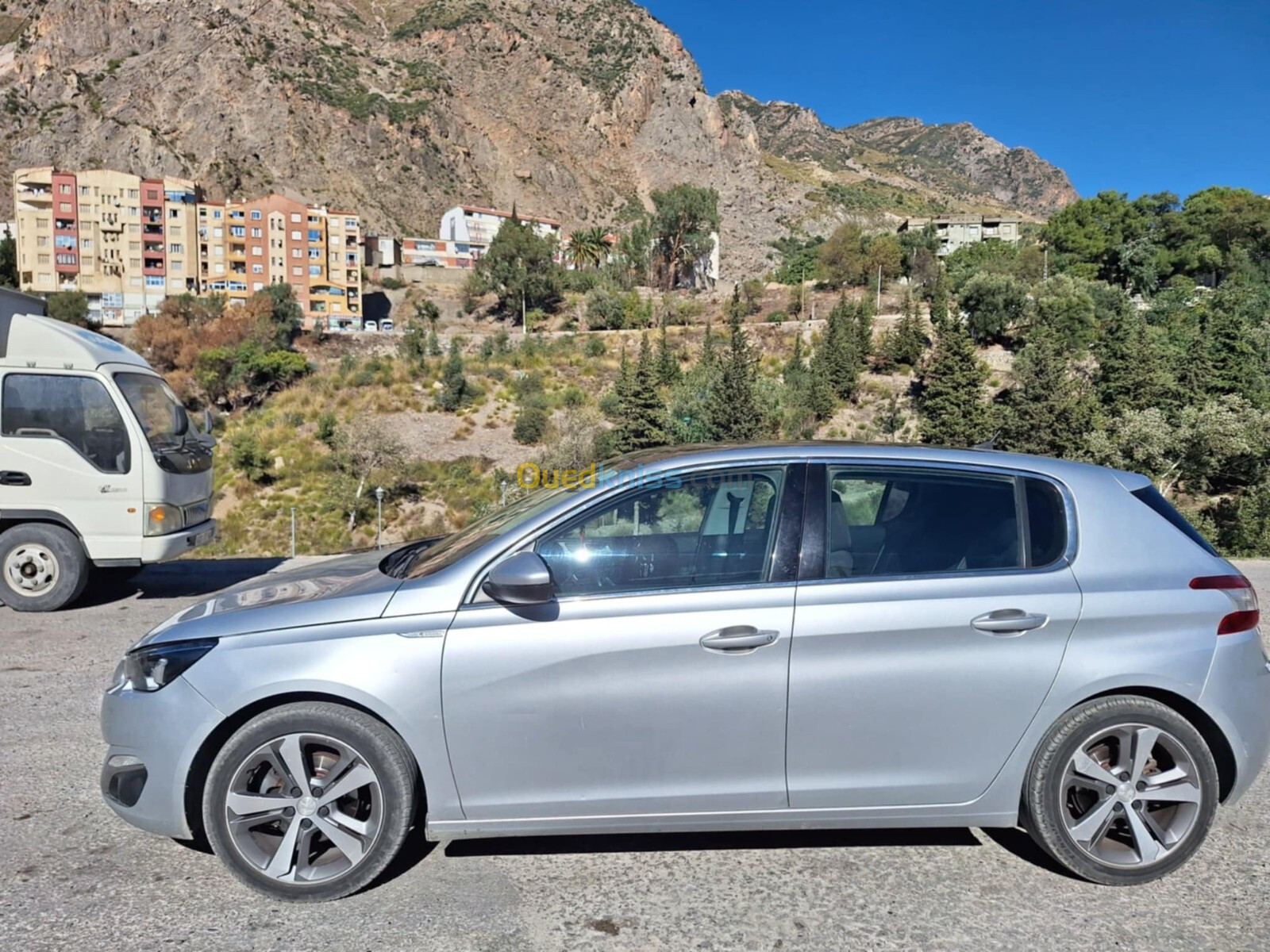 Peugeot 308 2015 T9