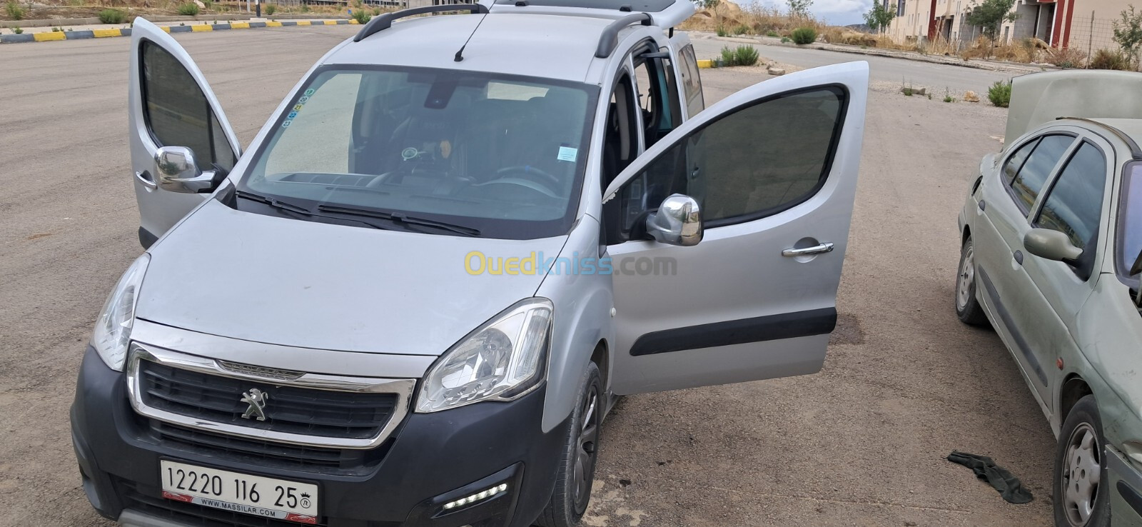 Peugeot Partner 2016 Tepee Allure 