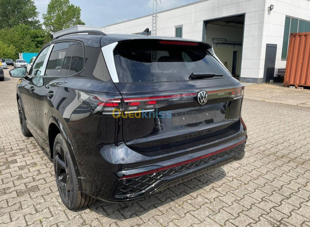 Volkswagen TIGUAN R-LINE 2024 PACK BLACK