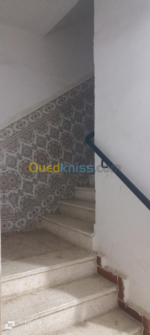 Location Appartement F3 Alger Saoula