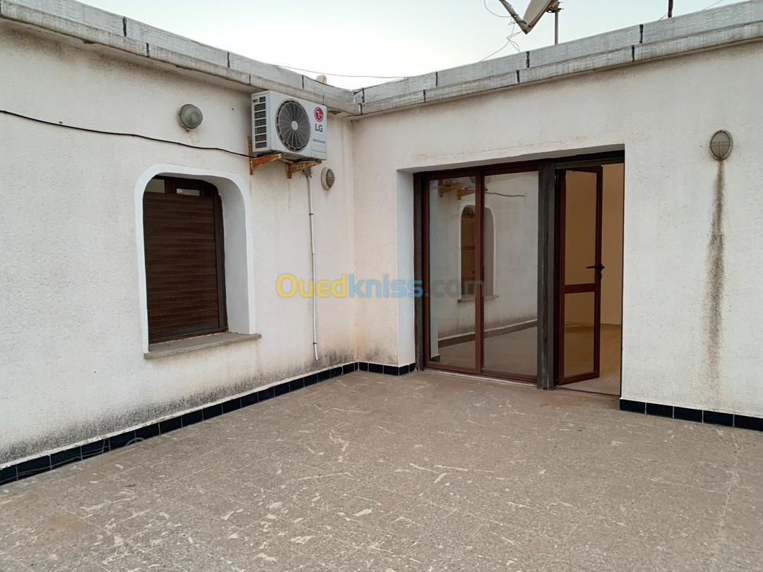 Location Niveau De Villa F3 Alger Hydra