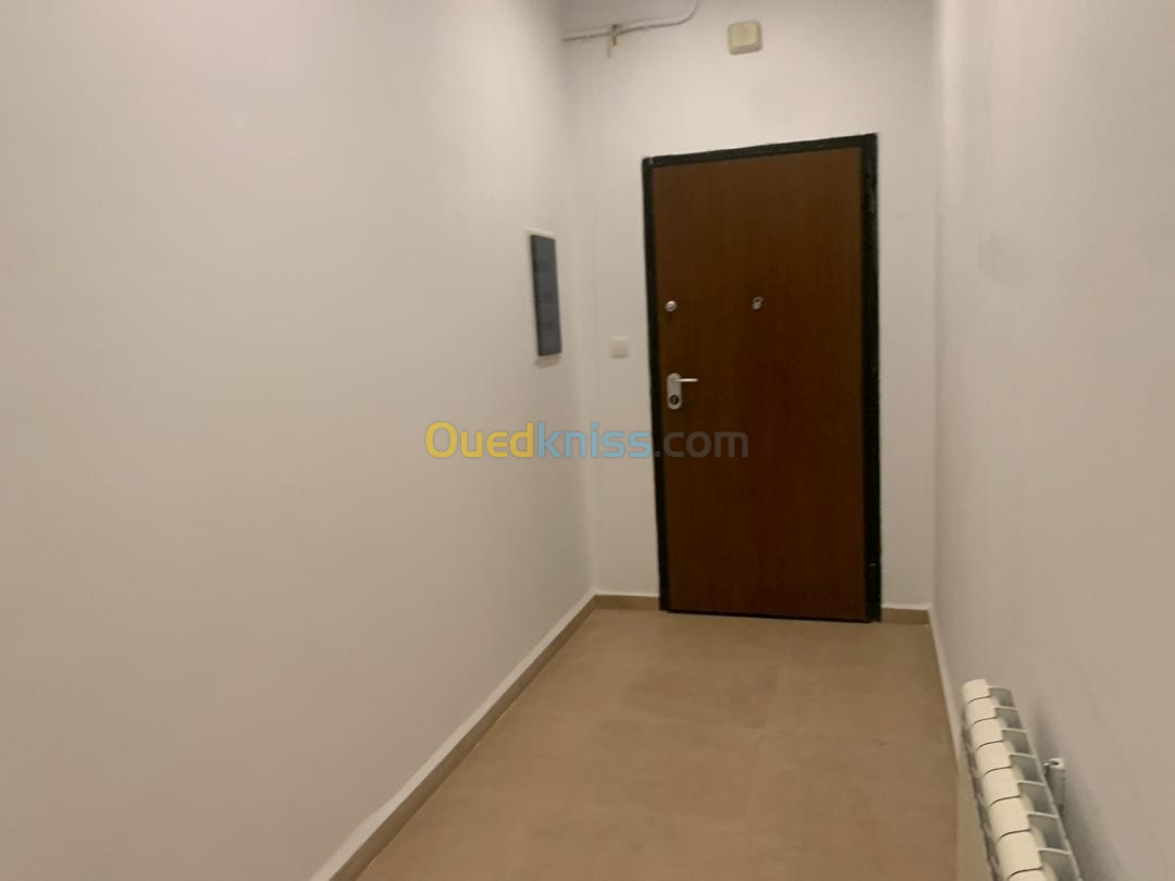 Location Appartement F5 Alger Hydra