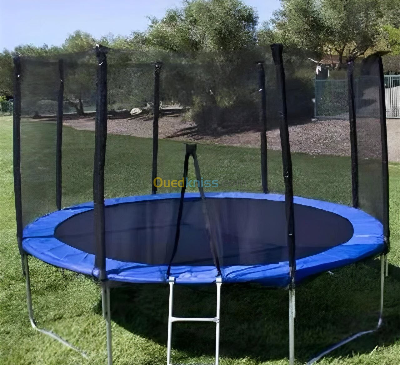 Trampoline 2.4m pour 4 personne 