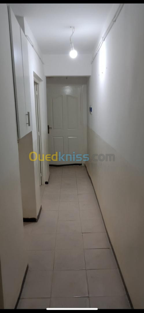 Location Appartement F3 Alger Souidania