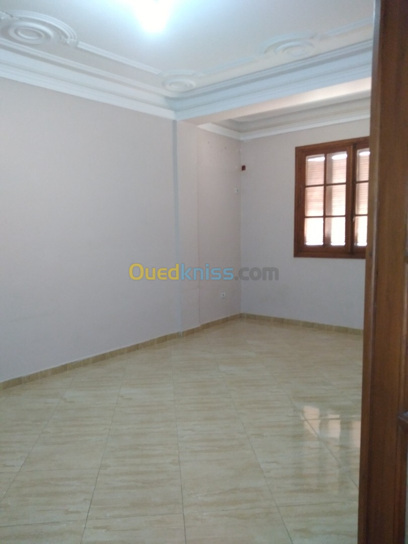 Location Appartement F3 Alger Hraoua