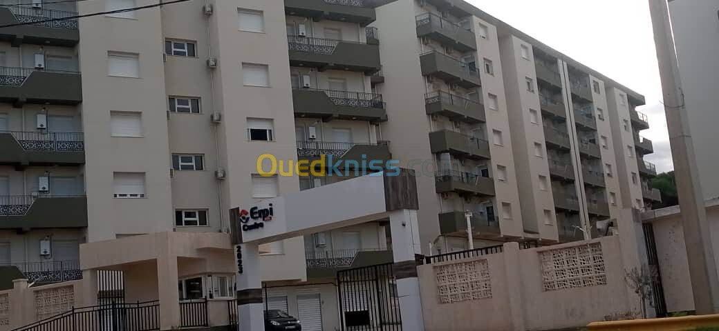 Location Appartement F4 Tipaza Khemisti