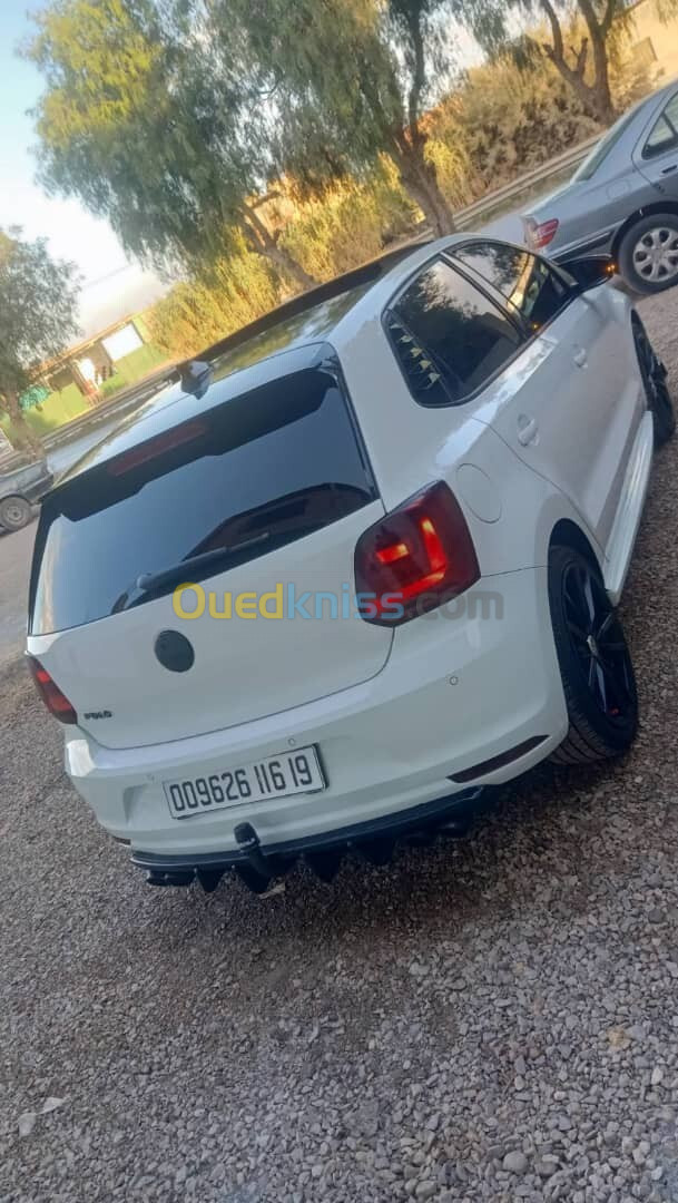 Volkswagen Polo 2016 +carat