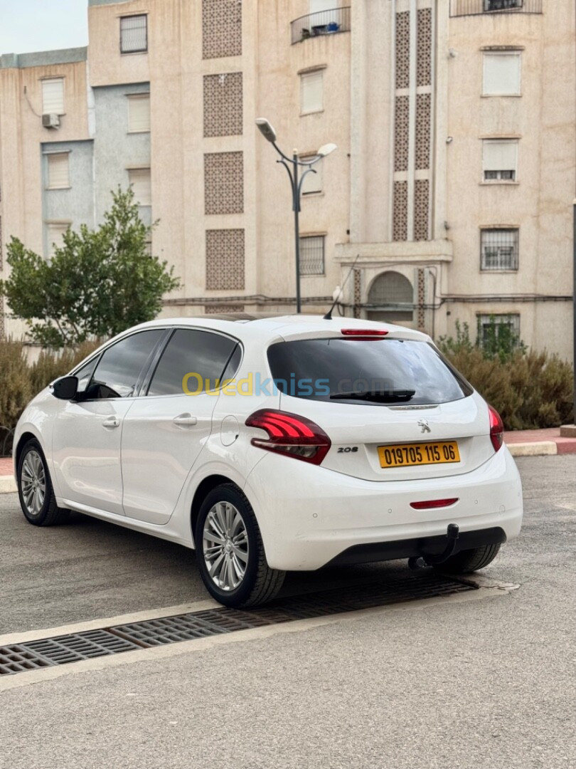 Peugeot 208 2015 Allure Facelift