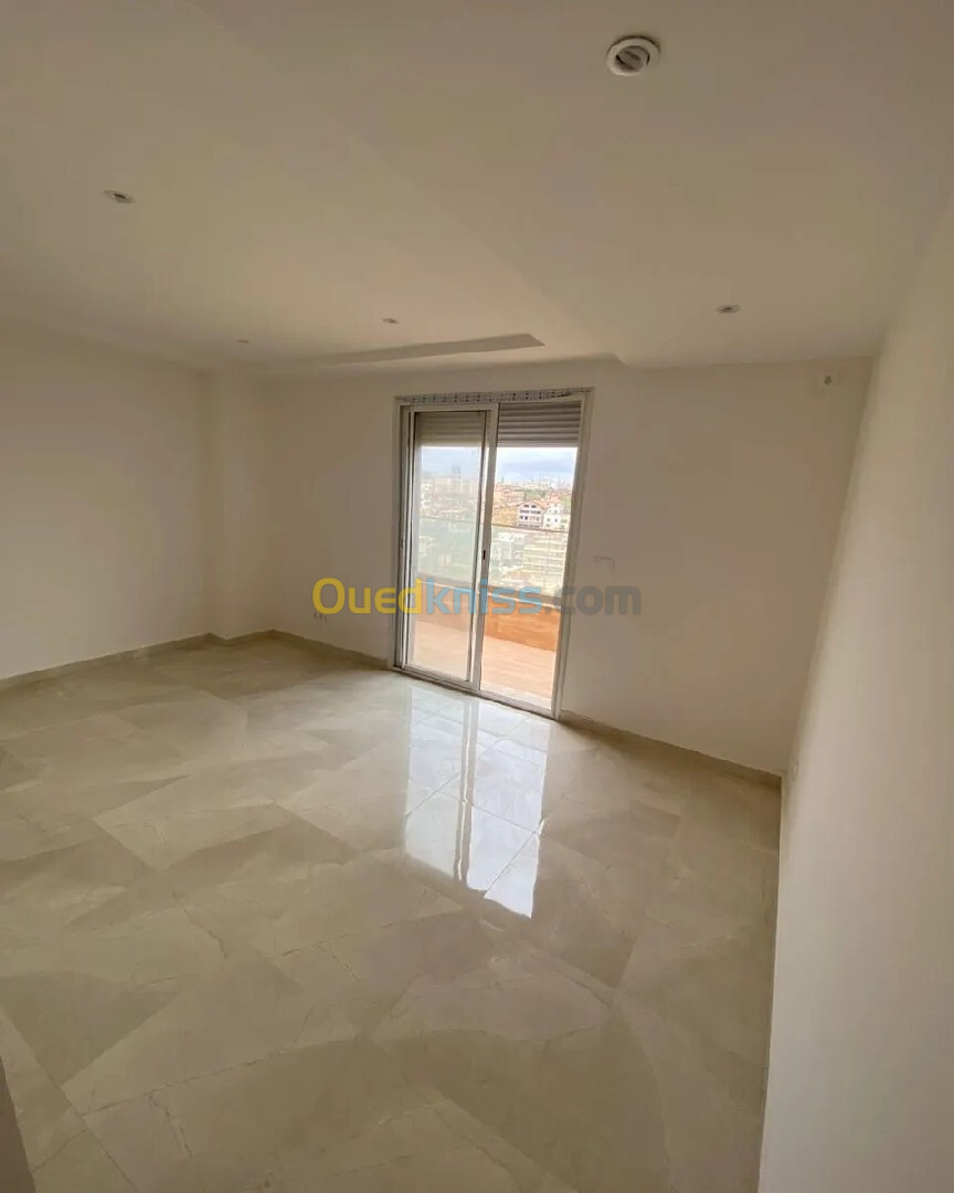 Vente Appartement F4 Alger Dely brahim