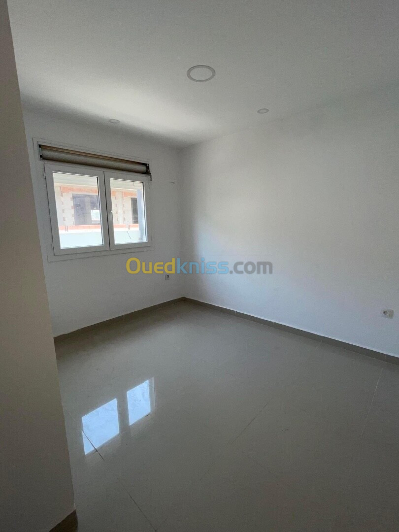 Vente Appartement F4 Alger Zeralda