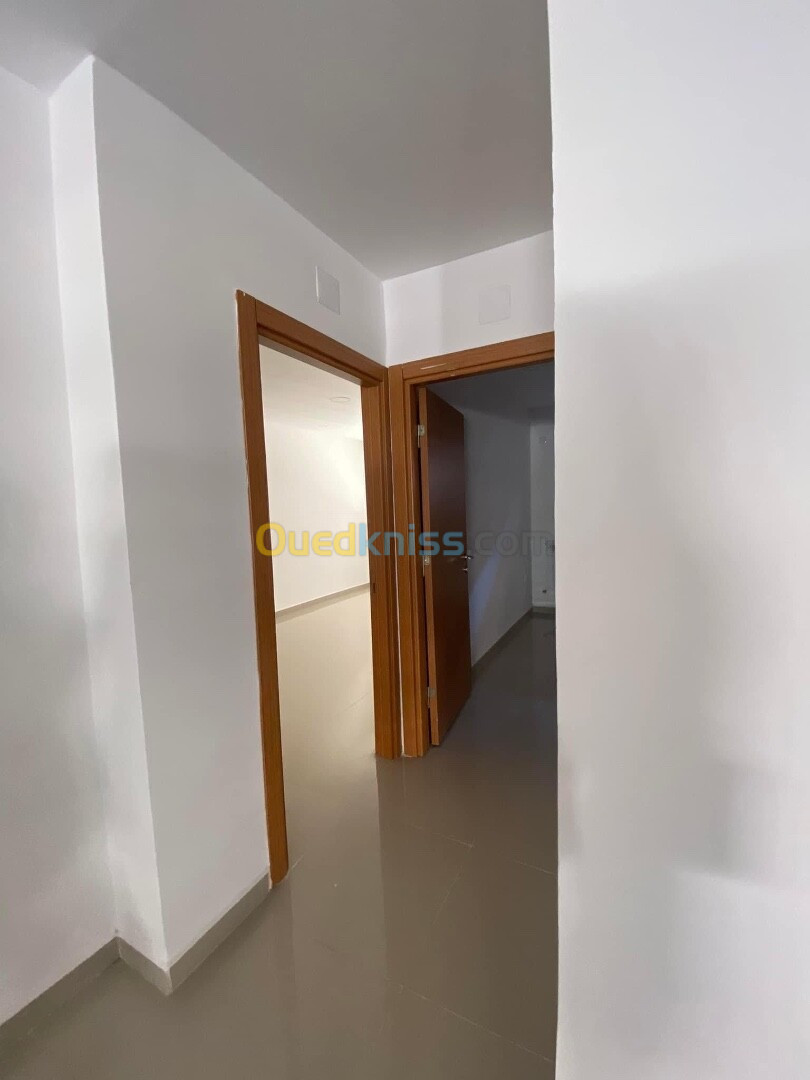 Vente Appartement F4 Alger Zeralda