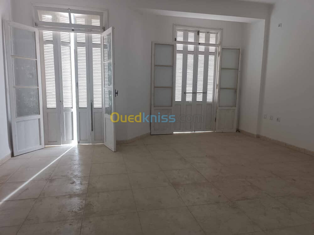 Location Appartement F3 Béjaïa Bejaia