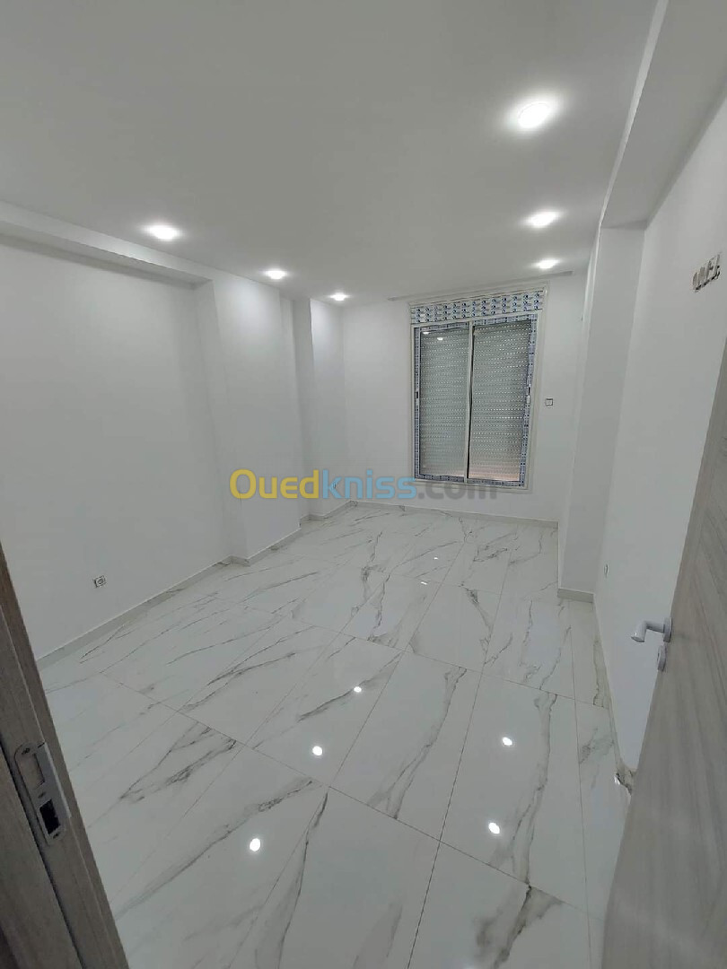 Vente Appartement F2 Alger Bordj el kiffan