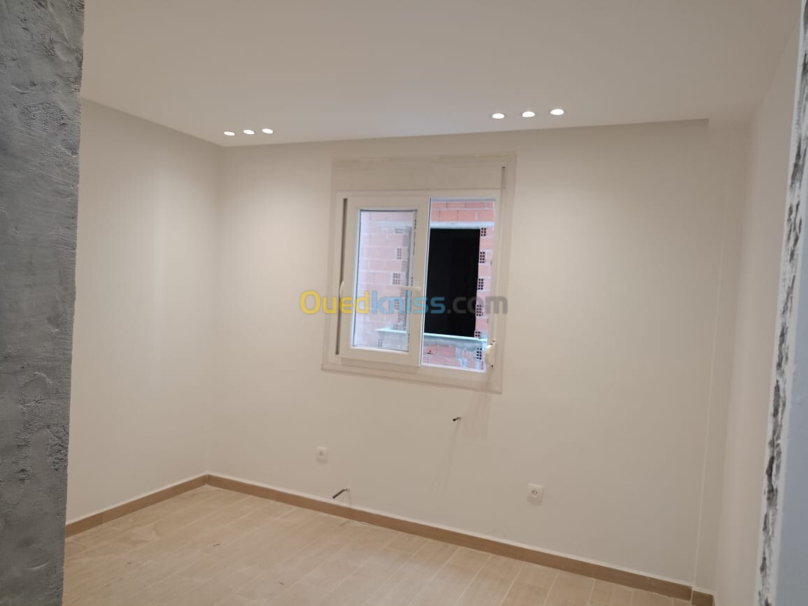 Vente Appartement F2 Alger Bordj el kiffan