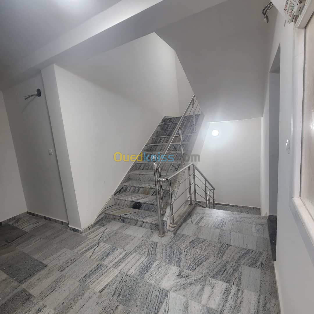 Vente Duplex F4 Alger Bordj el kiffan