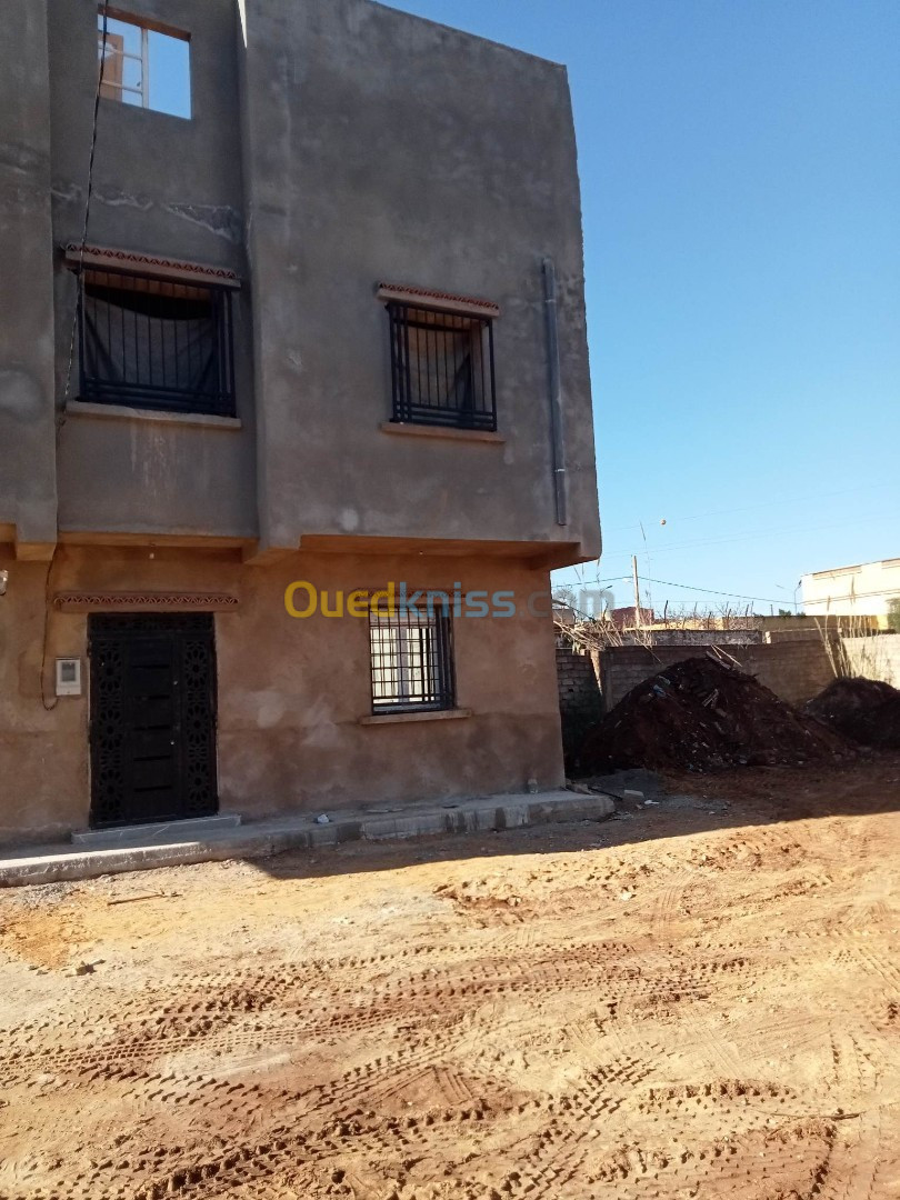 Vente Niveau De Villa F05 Mostaganem Sayada