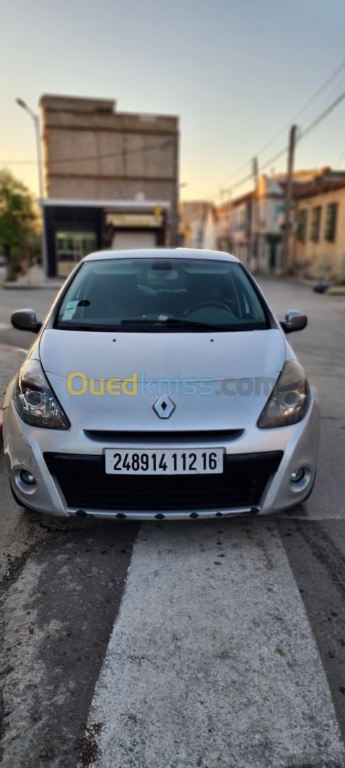 Renault Clio 3 2012 Night and Day