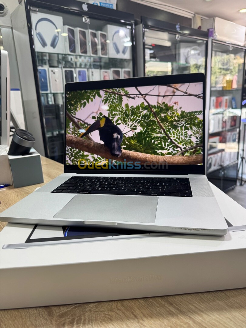 MacBook Pro M1 Max 