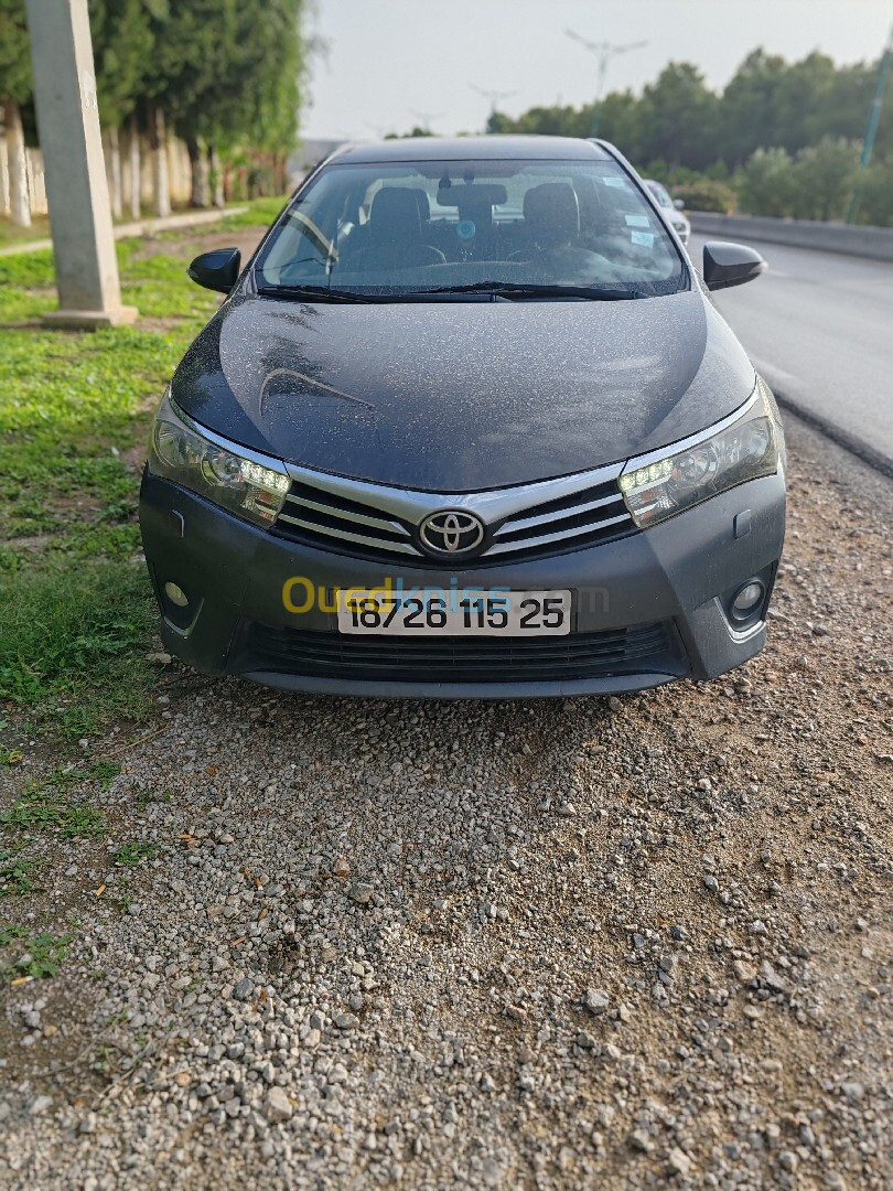 Toyota Corolla 2015 Executive 