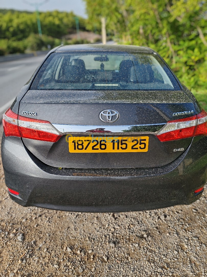 Toyota Corolla 2015 Executive 