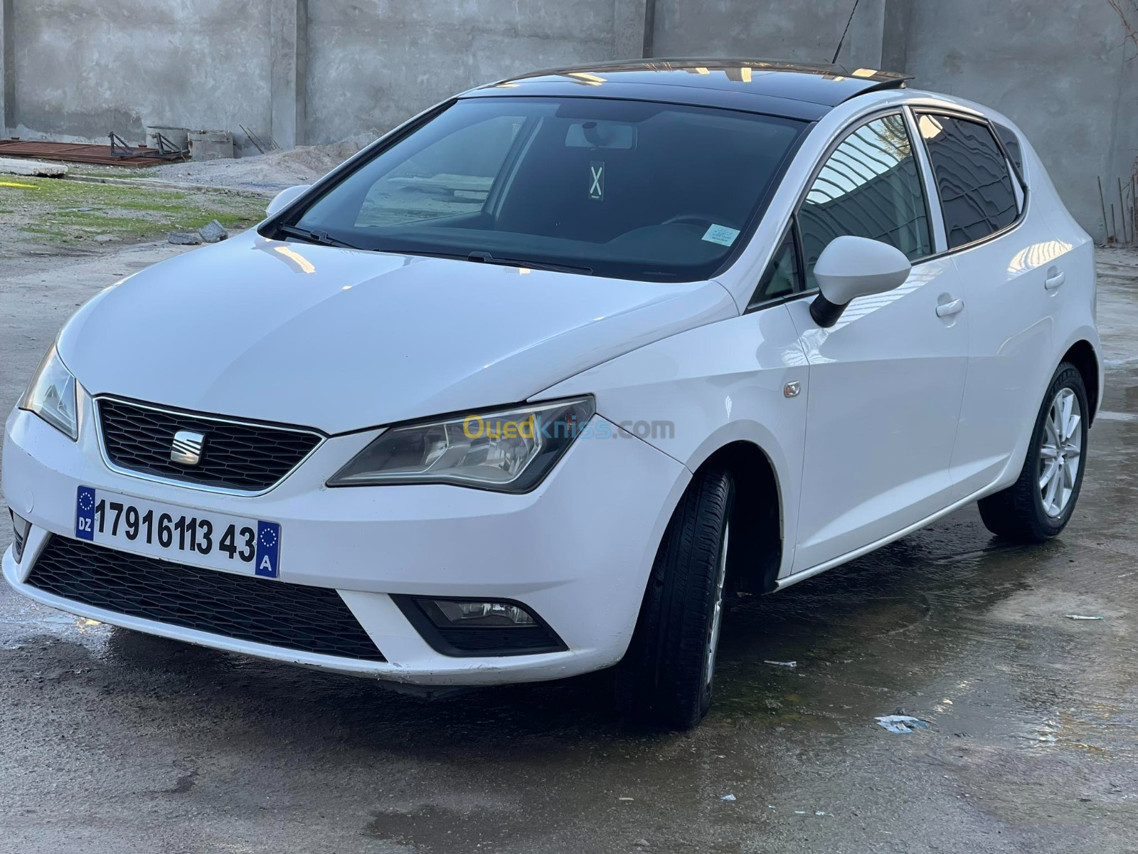 Seat Ibiza 2013 Fully +Toit ouvrant