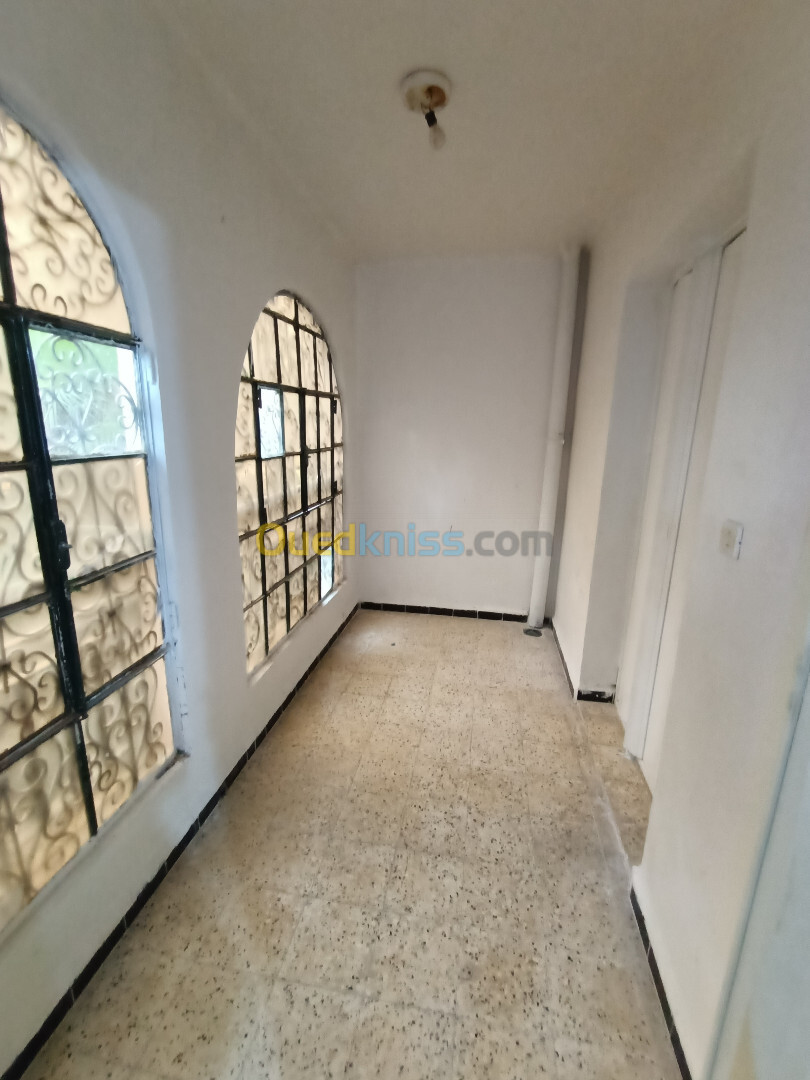 Location Appartement F4 Constantine Constantine