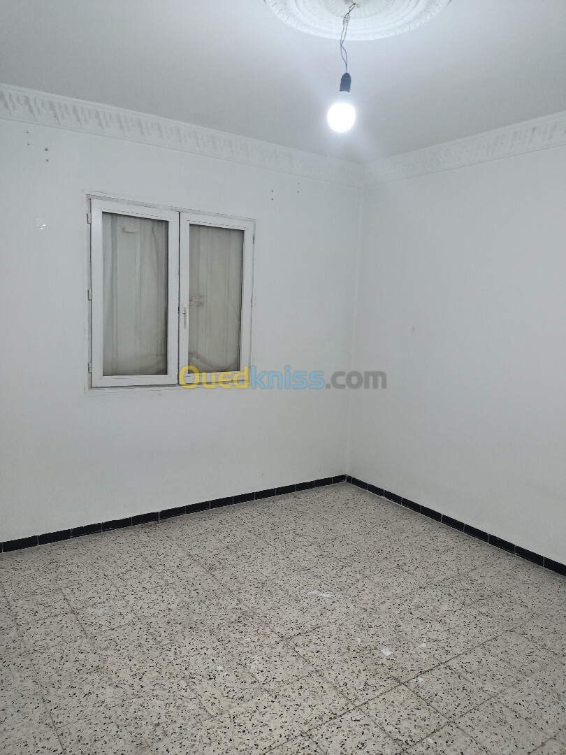 Location Appartement F4 Constantine Constantine