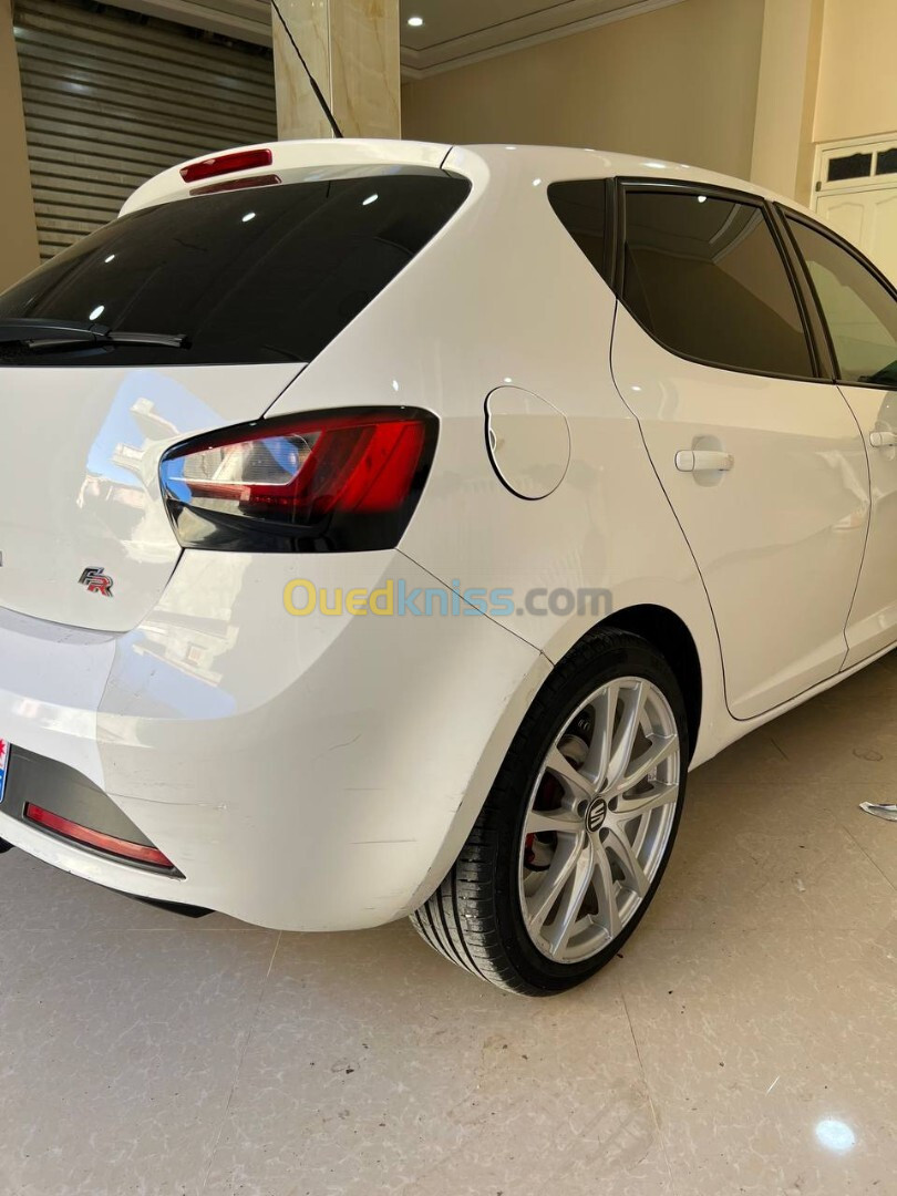 Seat Ibiza 2012 Fully +Toit ouvrant