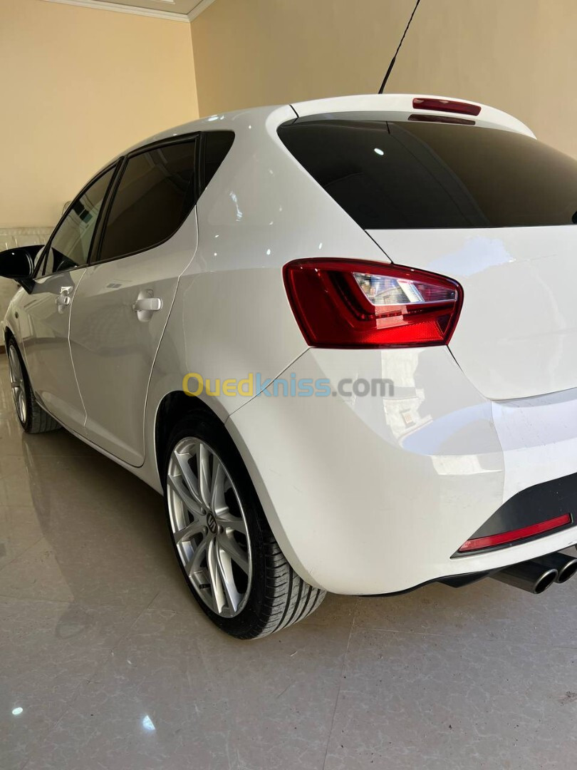 Seat Ibiza 2012 Fully +Toit ouvrant